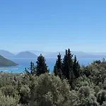 Vasiliki Houses Holiday home *