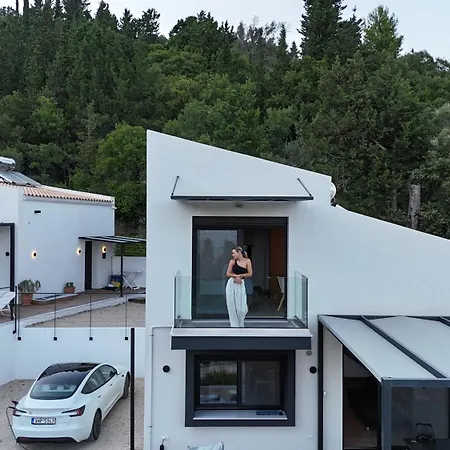 Vasiliki Houses